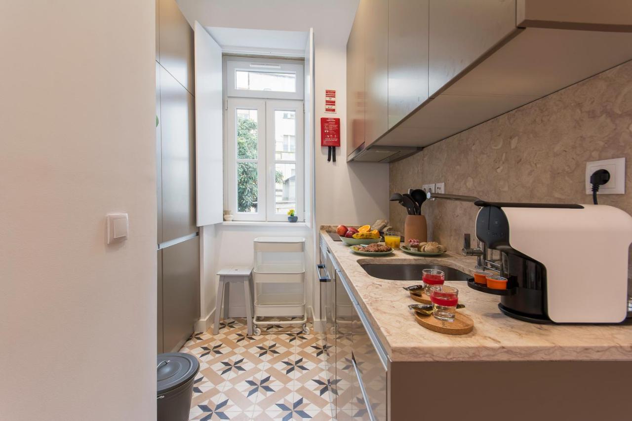 Charming Apartment In Private Condominium At Graca Lisabona Exterior foto