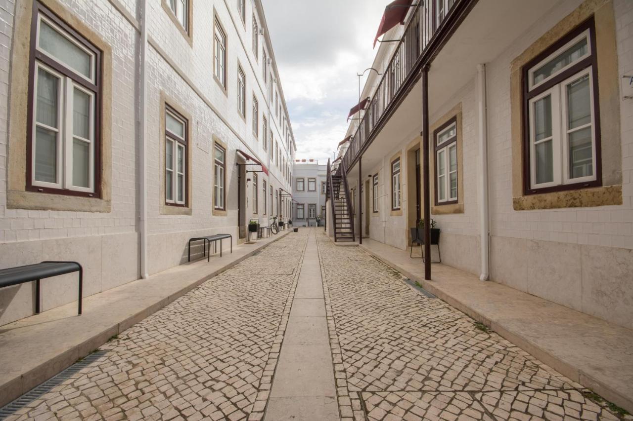 Charming Apartment In Private Condominium At Graca Lisabona Exterior foto